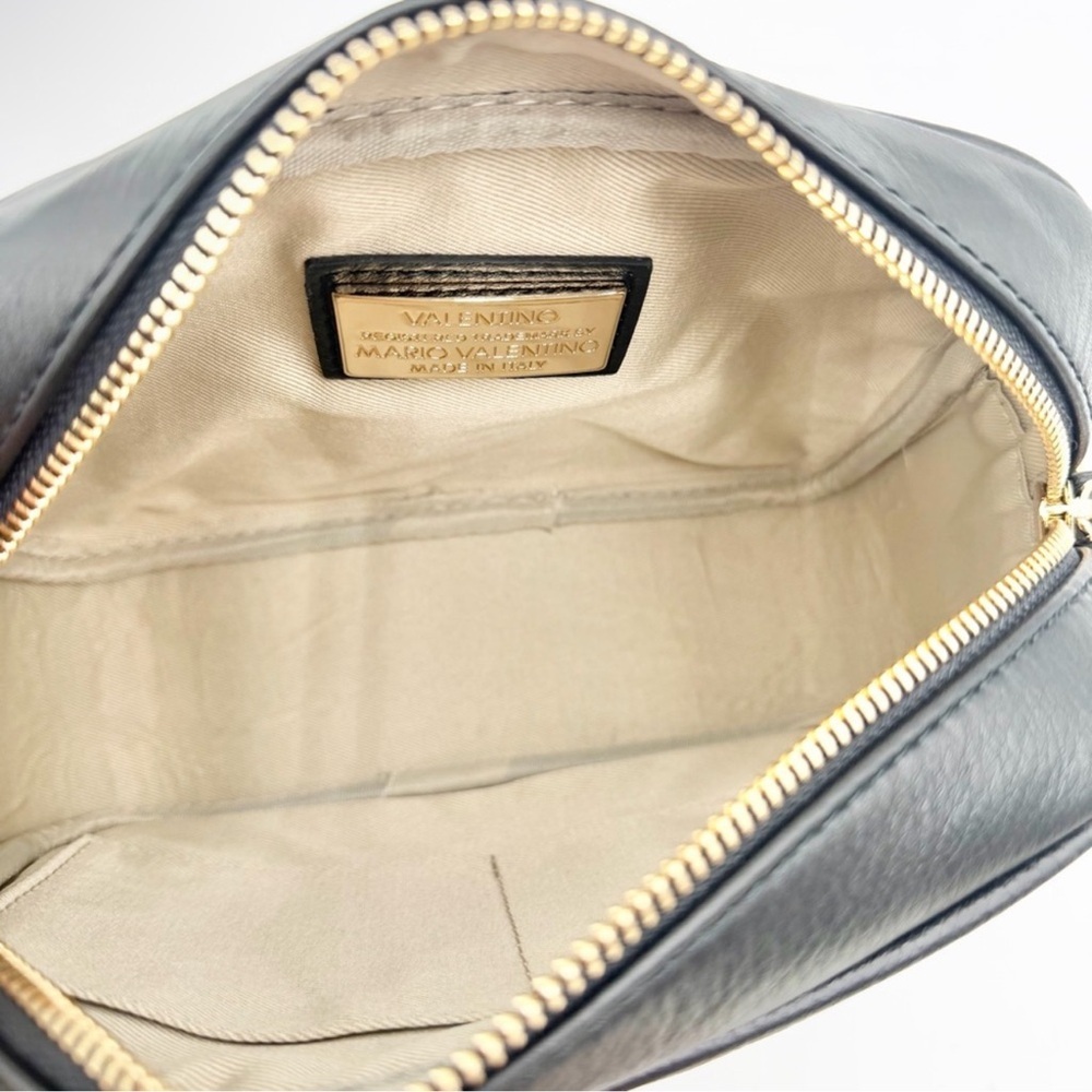 Valentino Mario Valentino Mia Signature Black Leather Crossbody Bag/Dust Bag NWT - Picture 6 of 7